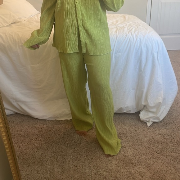 Shein two piece set - Picture 3 of 3